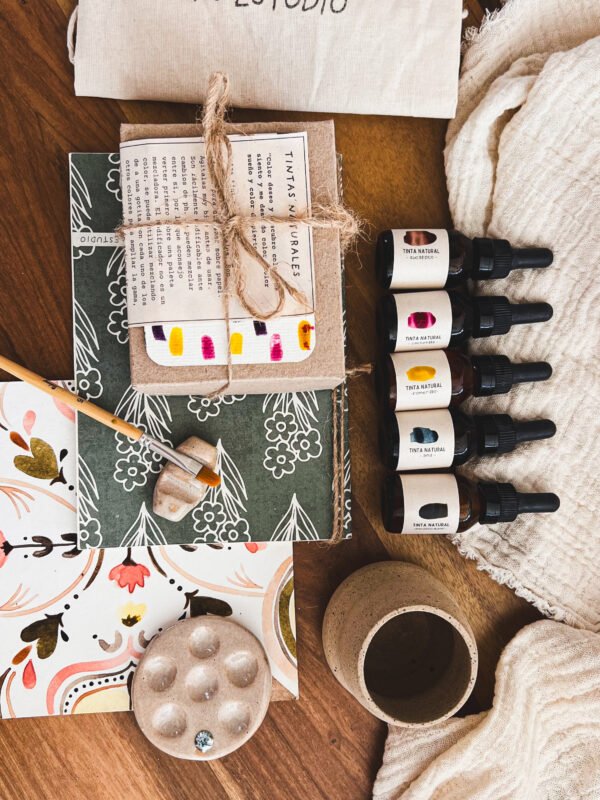 Viajero: set de ceramica artesanal para pintar + acuarelas liqudas